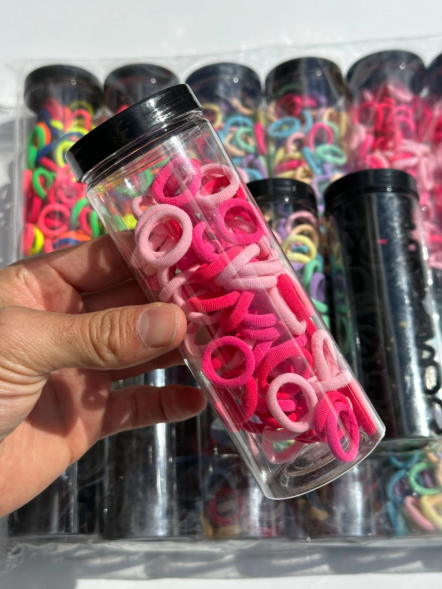 Tüpte 100’lü Mini Lastik Toka ✨ 12’li Paket