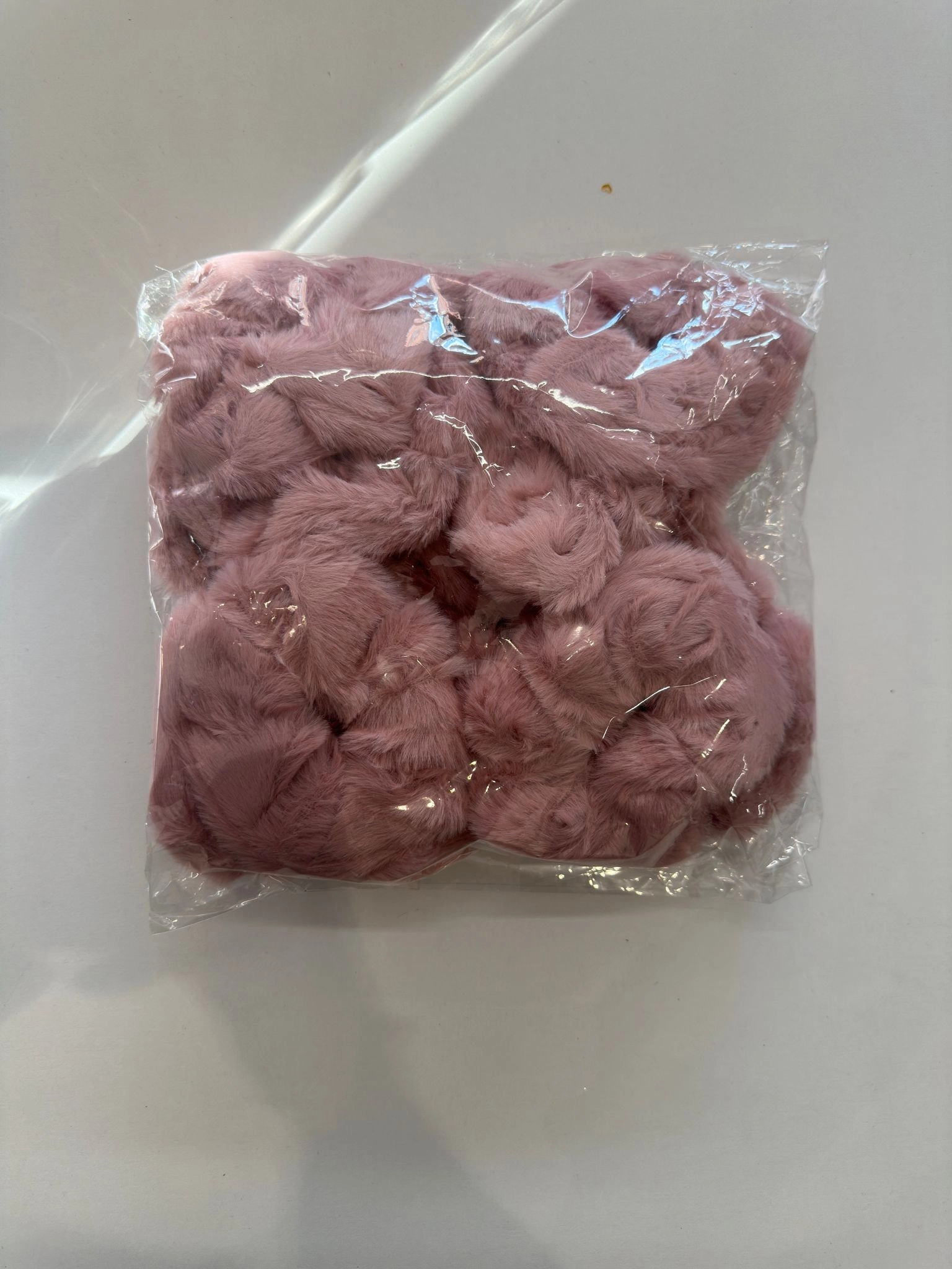 Pembe Peluş Simit Toka