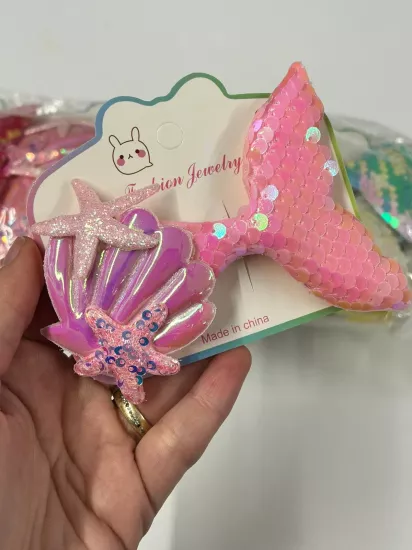 Payetli Deniz Kızı Figürlü Büyük Boy Pens Toka