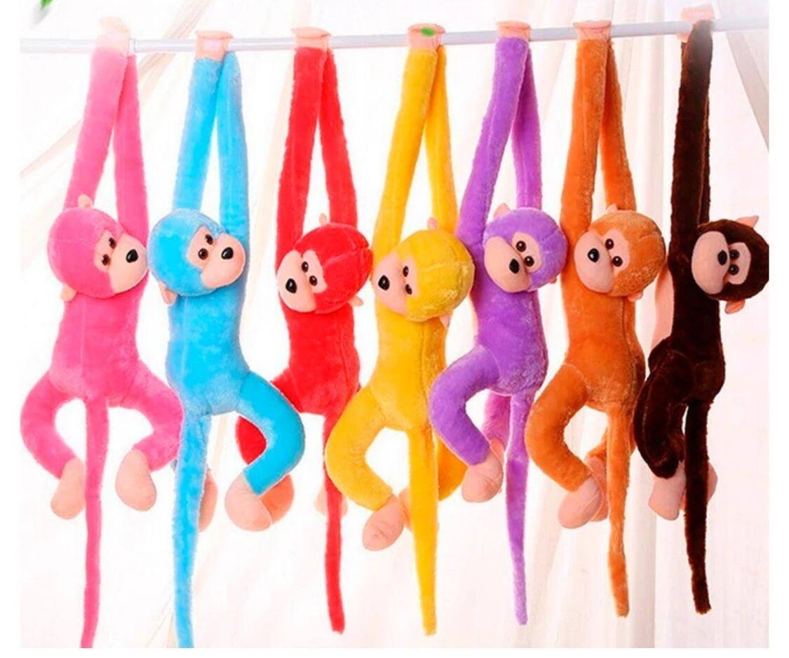 Peluş Elleri Yapışan Maymun